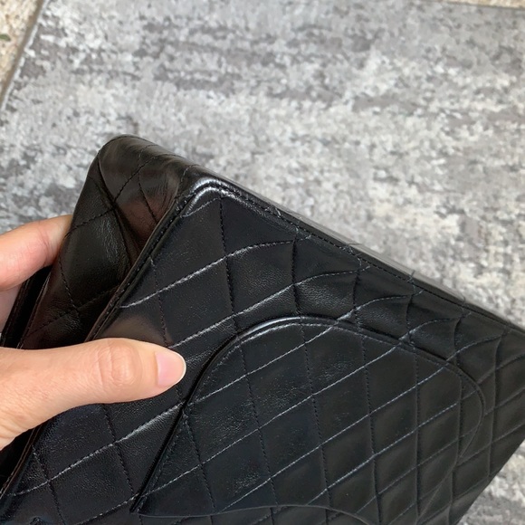 ✨ SOLD ✨ Chanel medium classic flap - Picture 13 of 16